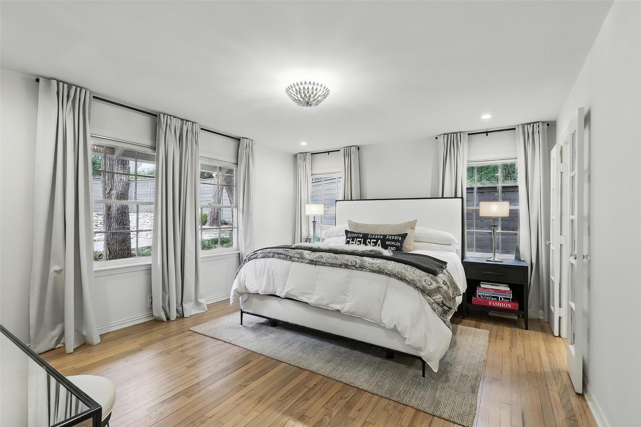 208 Rockwood Park Drive Fort Worth TX 76107