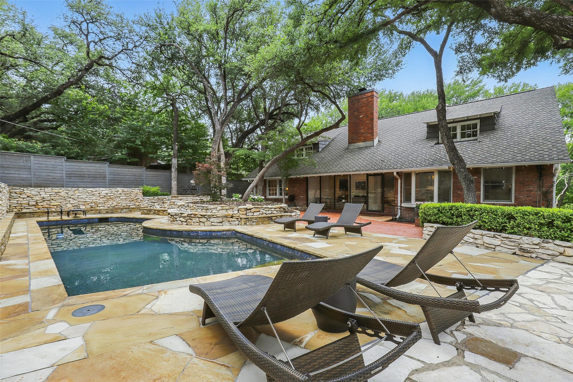 208 Rockwood Park Drive Fort Worth TX 76107