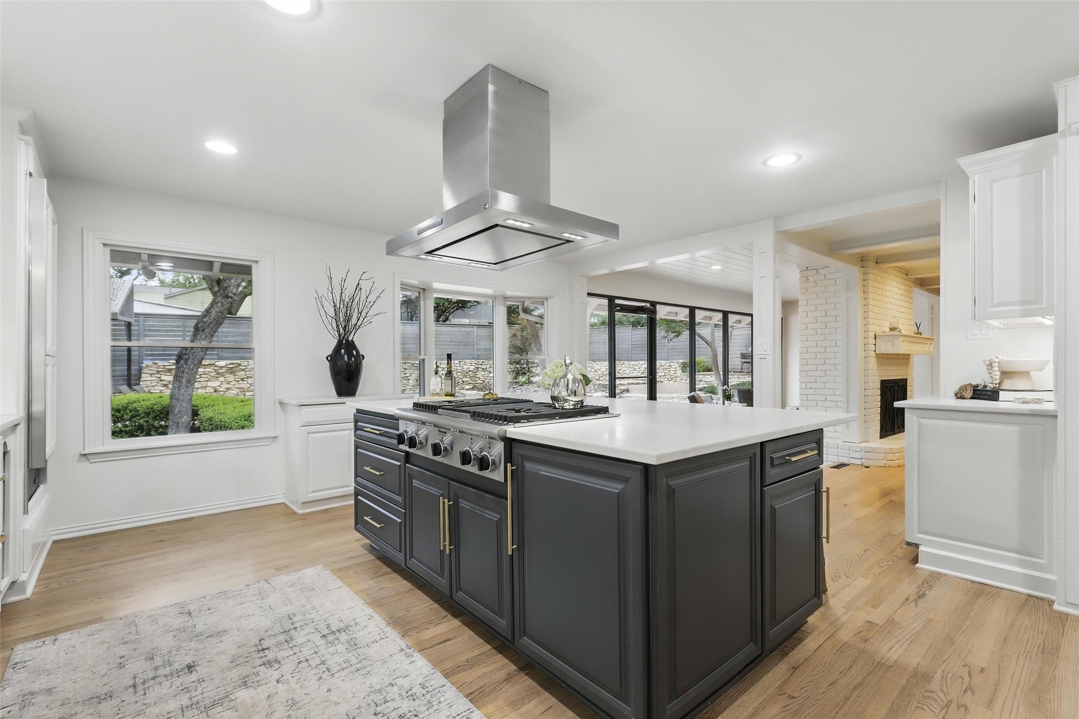 208 Rockwood Park Drive Fort Worth TX 76107