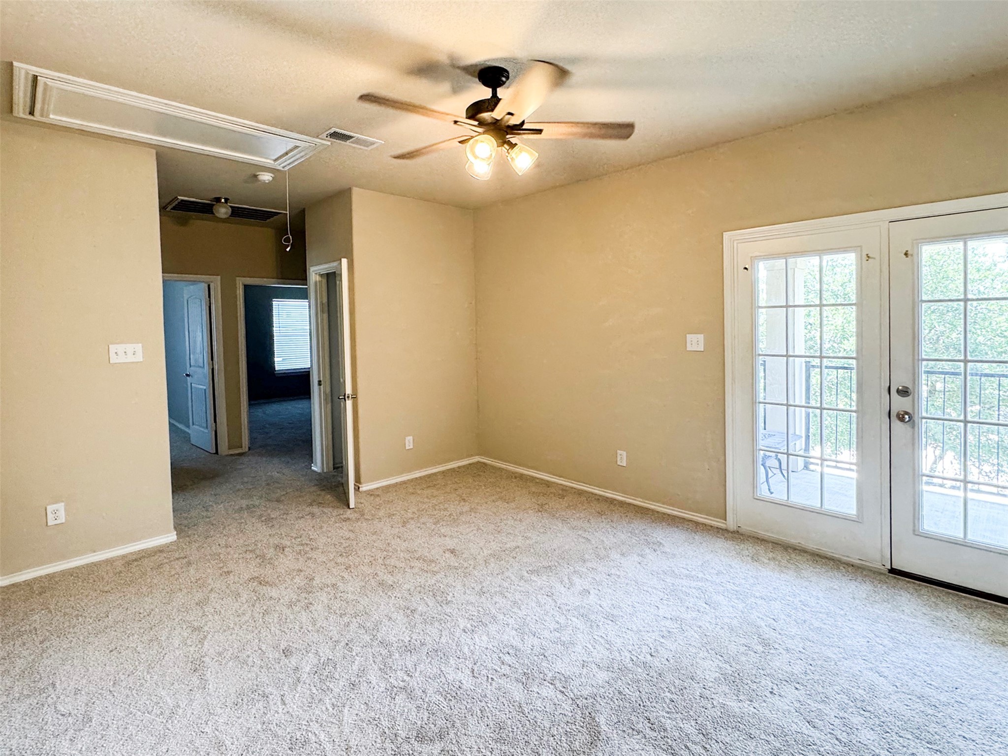 1929 Frosted Willow Lane Fort Worth TX 76177