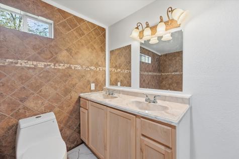 807 Wyatt Street Waxahachie TX 75165