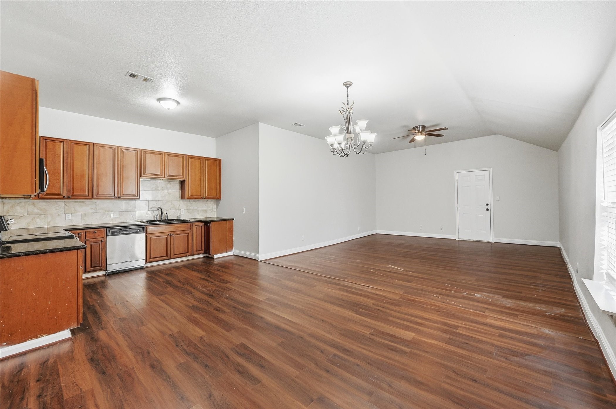807 Wyatt Street Waxahachie TX 75165