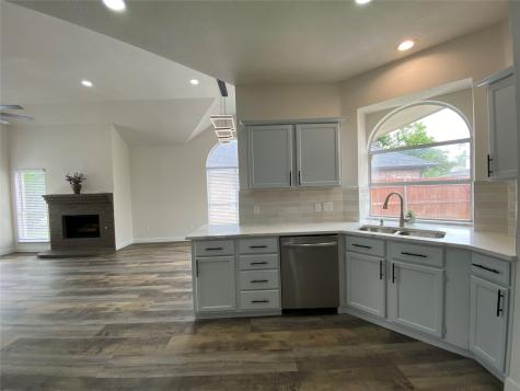 2800 Helen Lane Mesquite TX 75181