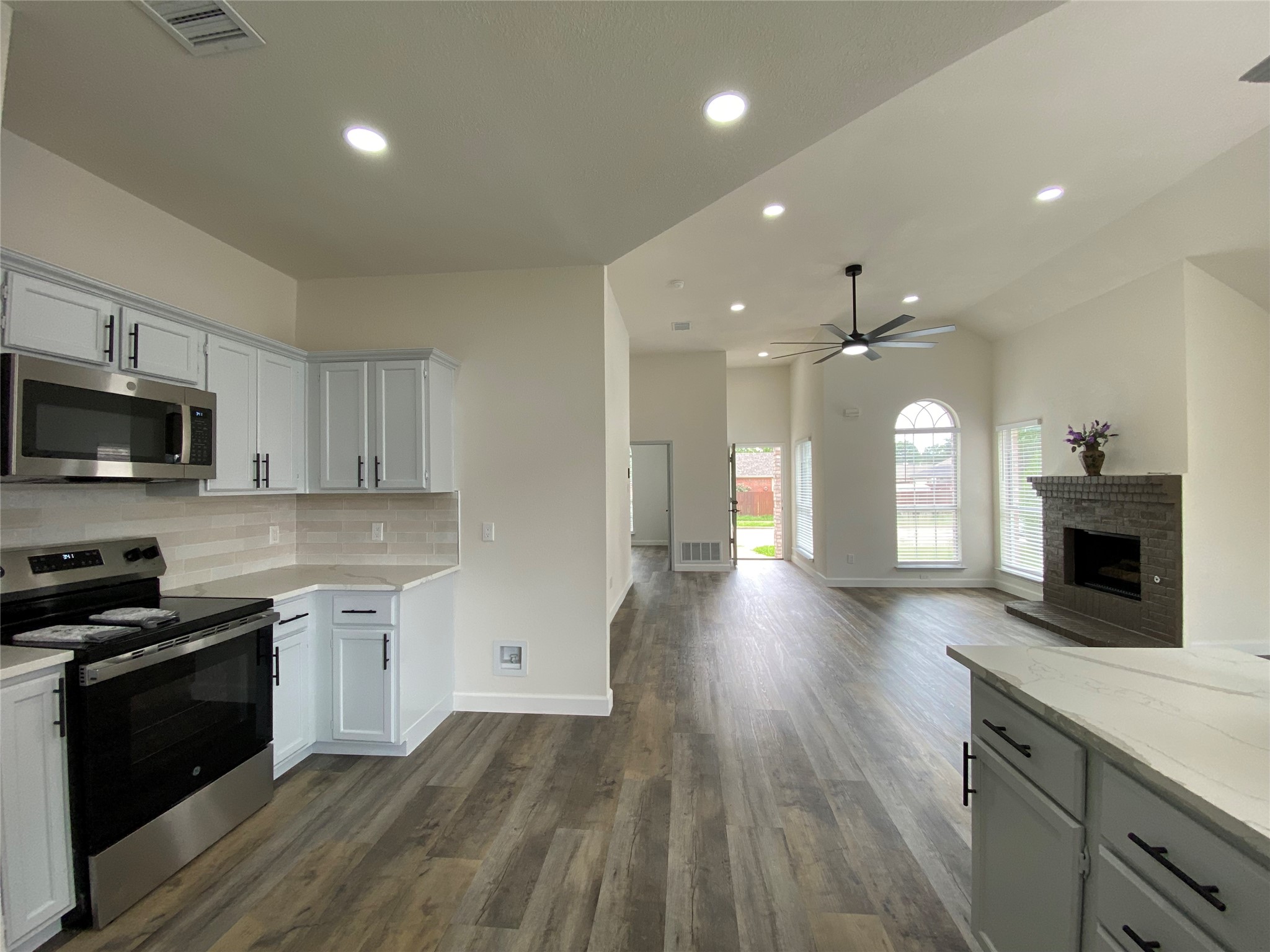2800 Helen Lane Mesquite TX 75181