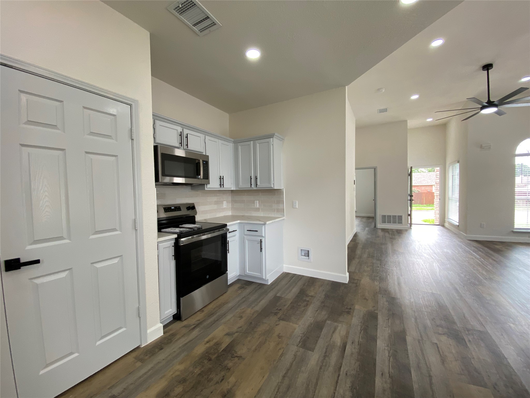2800 Helen Lane Mesquite TX 75181