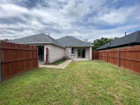 2800 Helen Lane Mesquite TX 75181