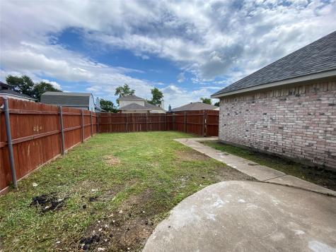 2800 Helen Lane Mesquite TX 75181