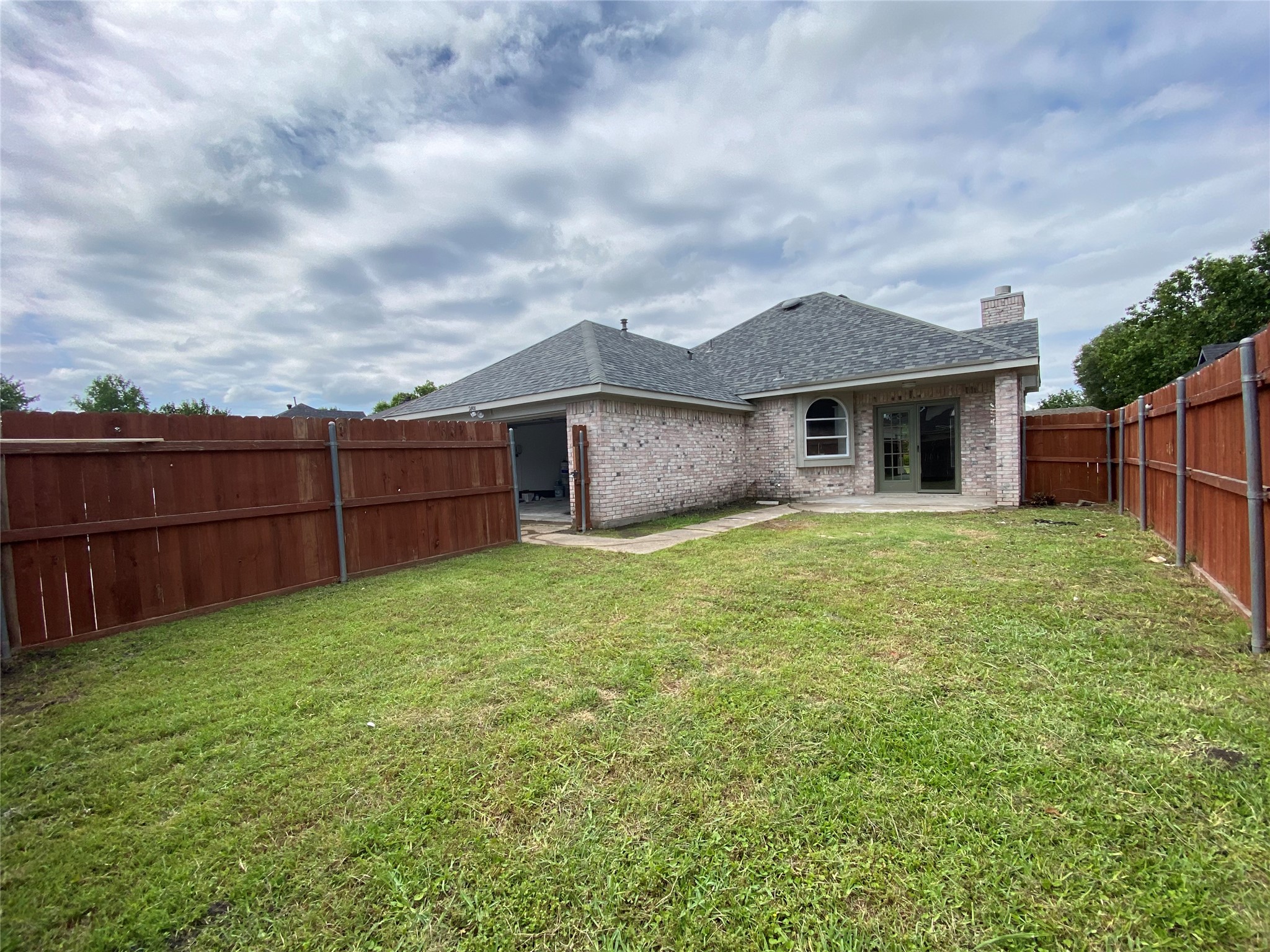 2800 Helen Lane Mesquite TX 75181