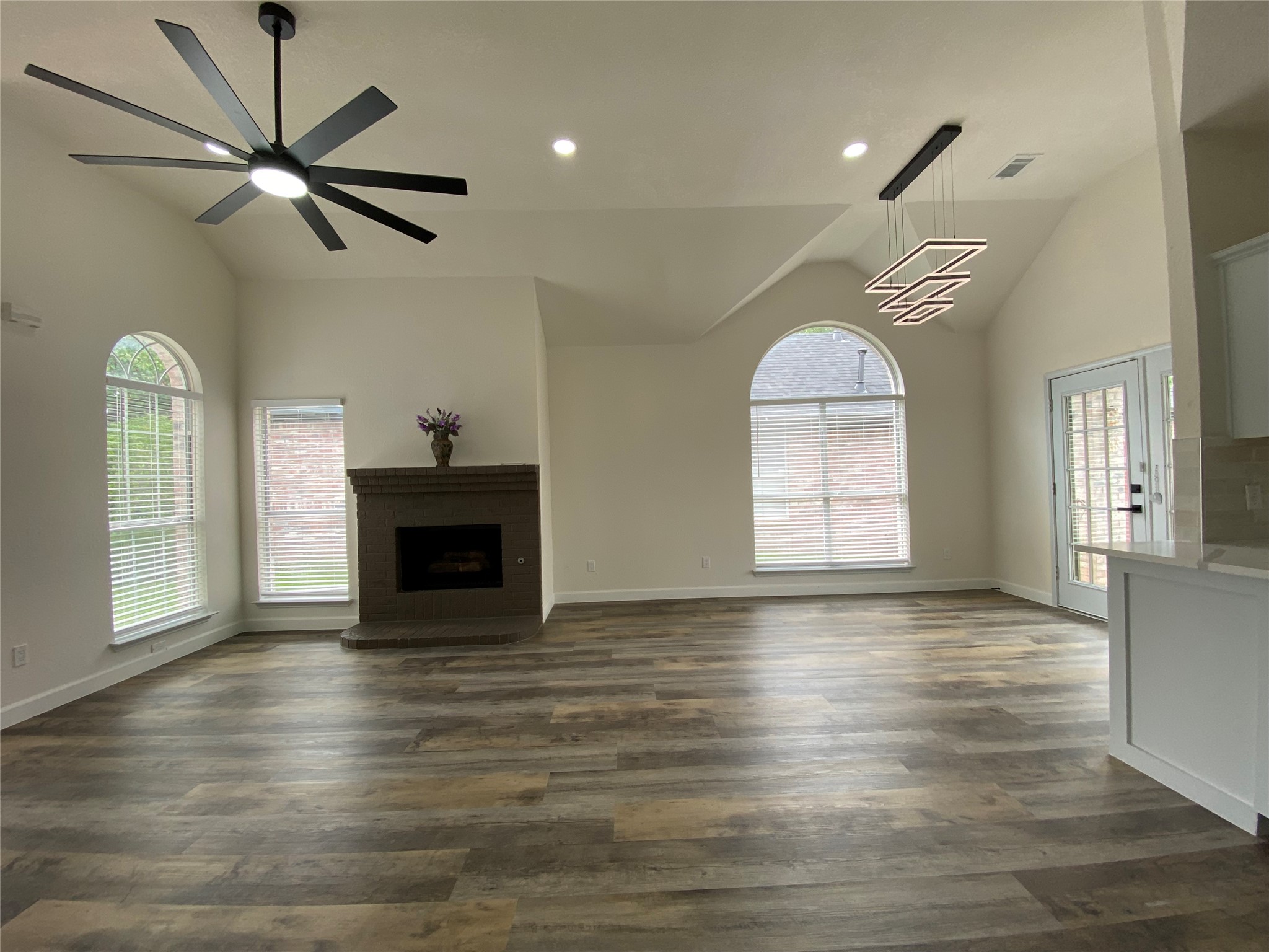 2800 Helen Lane Mesquite TX 75181