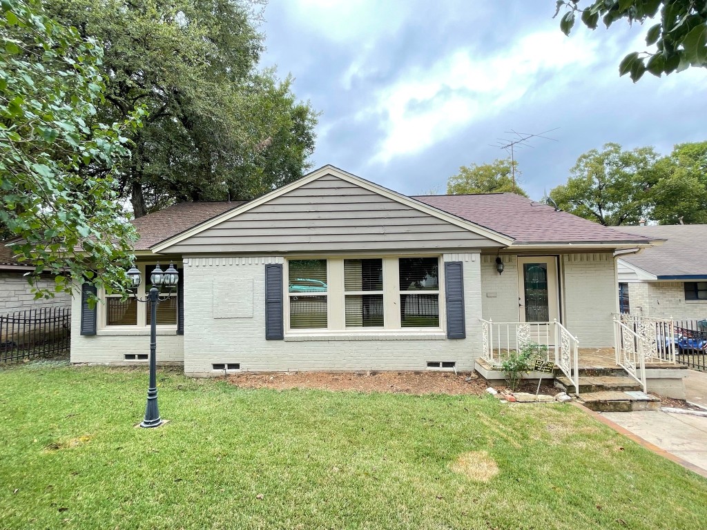 1523 Arizona Avenue Dallas TX 75216