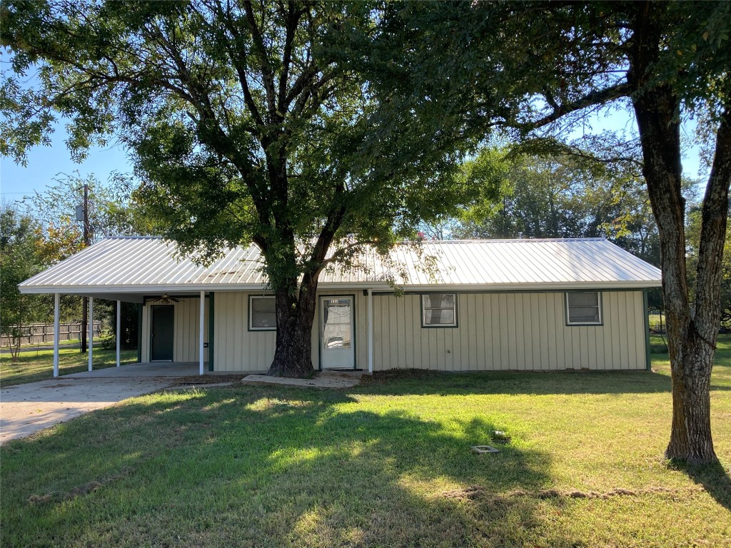 118 Attwood Avenue Teague TX 75860
