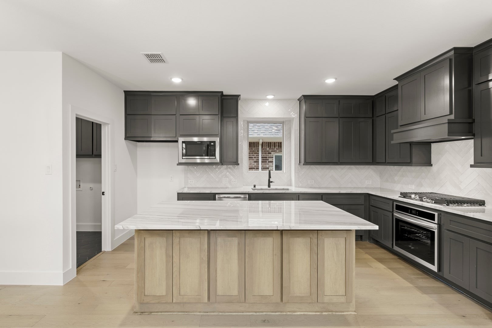 8137 Twin Creek Trail Rowlett TX 75089