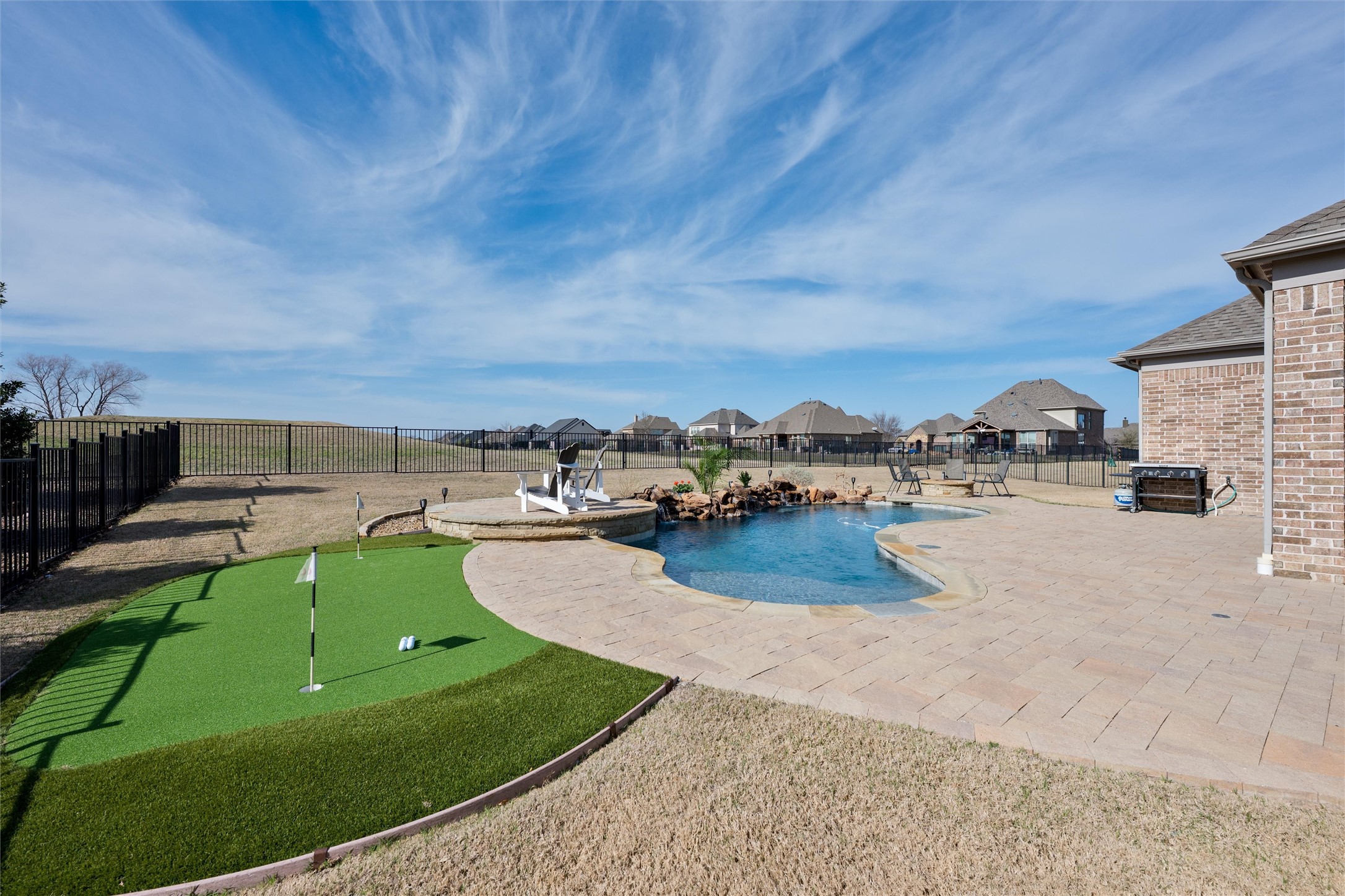 1505 Wolf Ridge Run Gunter TX 75058