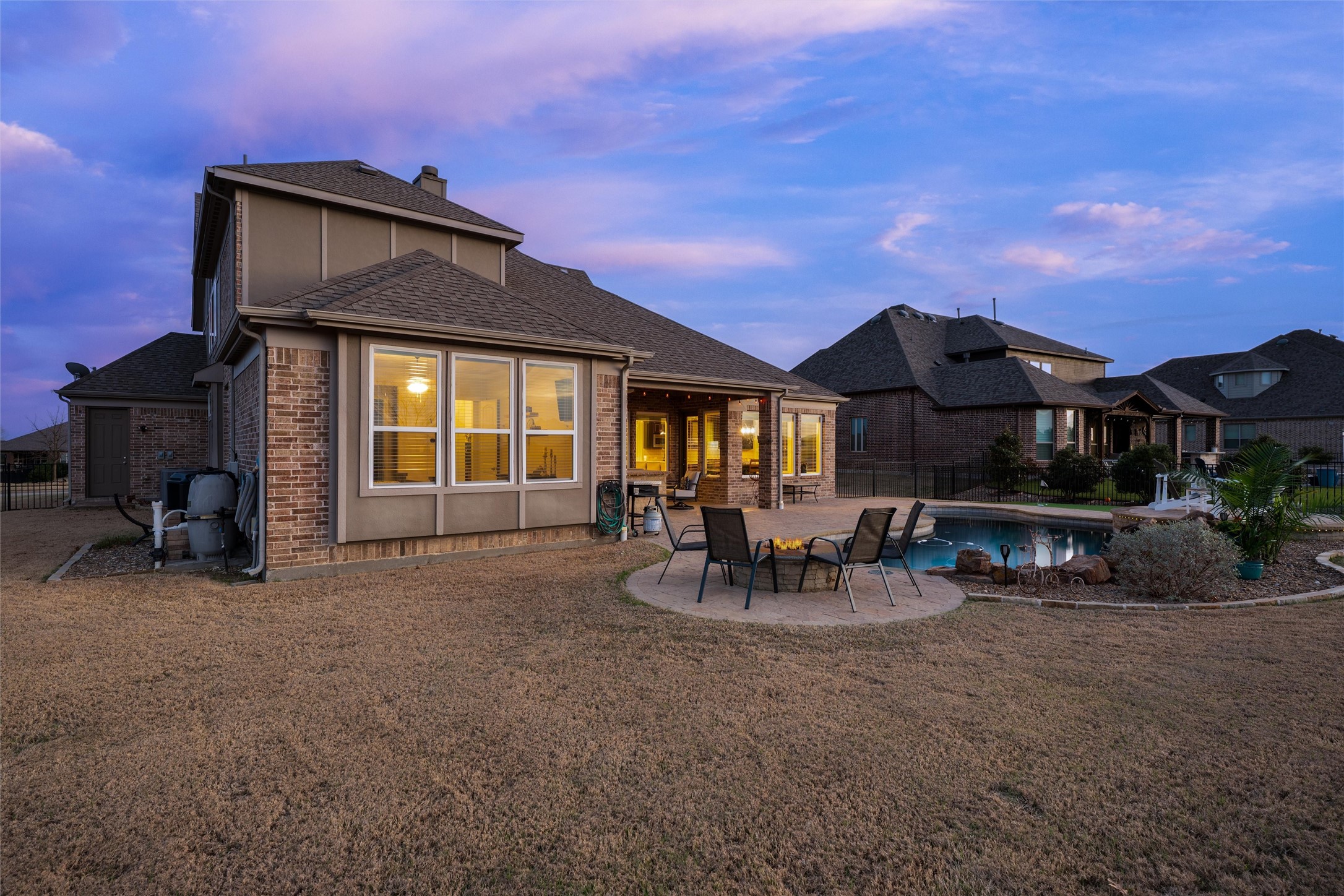 1505 Wolf Ridge Run Gunter TX 75058