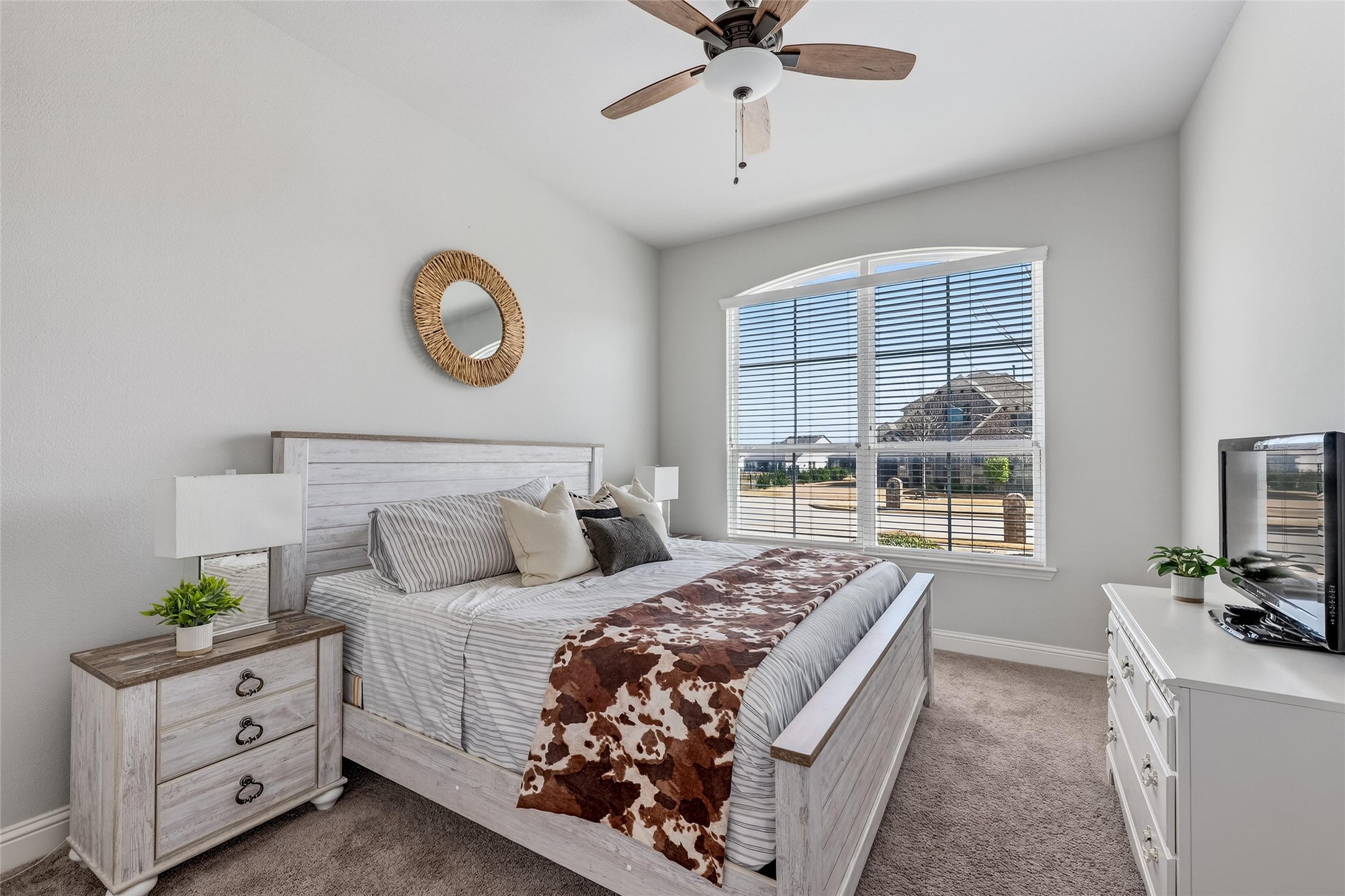 1505 Wolf Ridge Run Gunter TX 75058