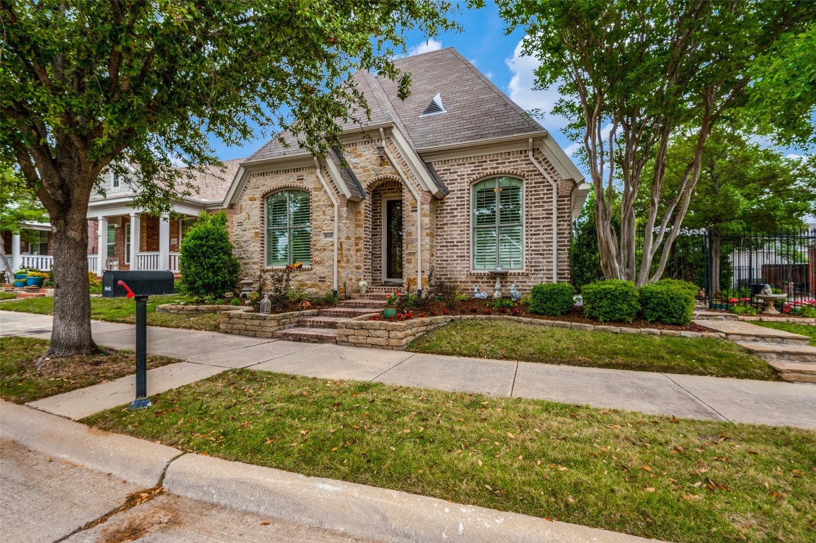 8641 Nichols Way North Richland Hills TX 76180