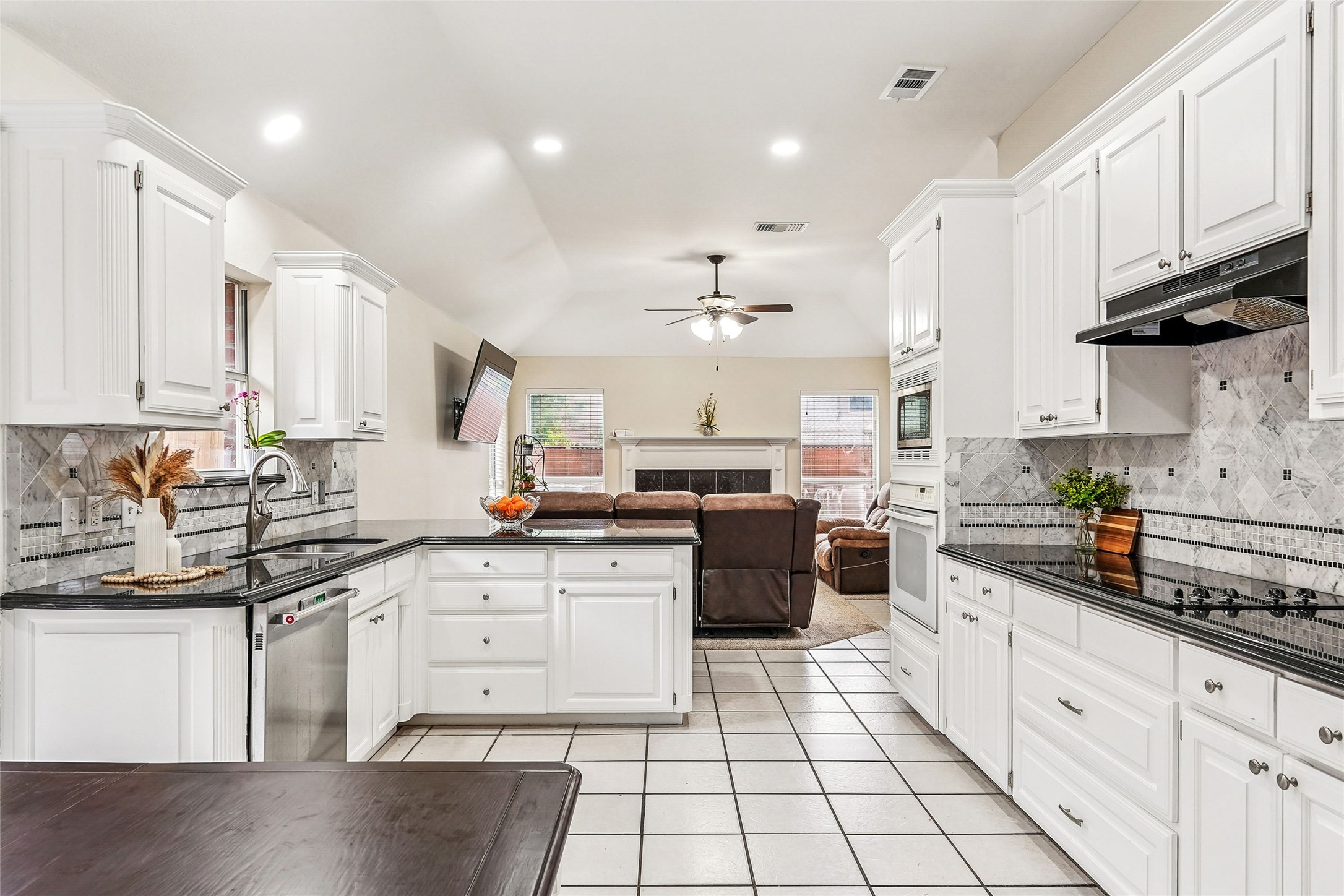 9208 Winslow Court North Richland Hills TX 76182