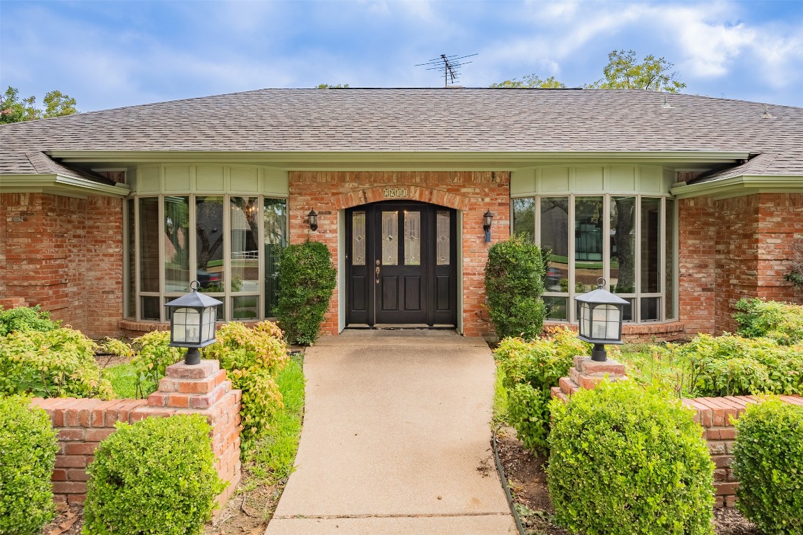 2911 S Fielder Road Arlington TX 76015