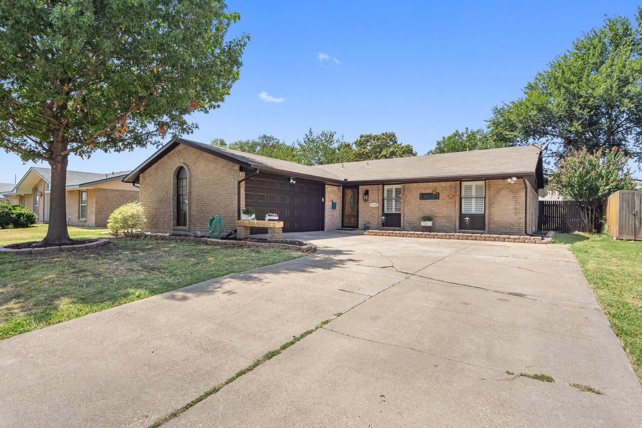 913 Hudson Drive Garland TX 75043