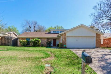 2000 Sexton Drive Arlington TX 76015