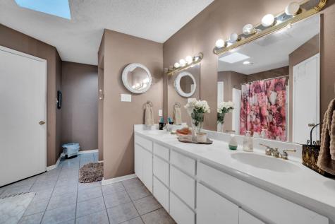711 Craig Street Hillsboro TX 76645