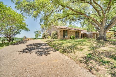 711 Craig Street Hillsboro TX 76645