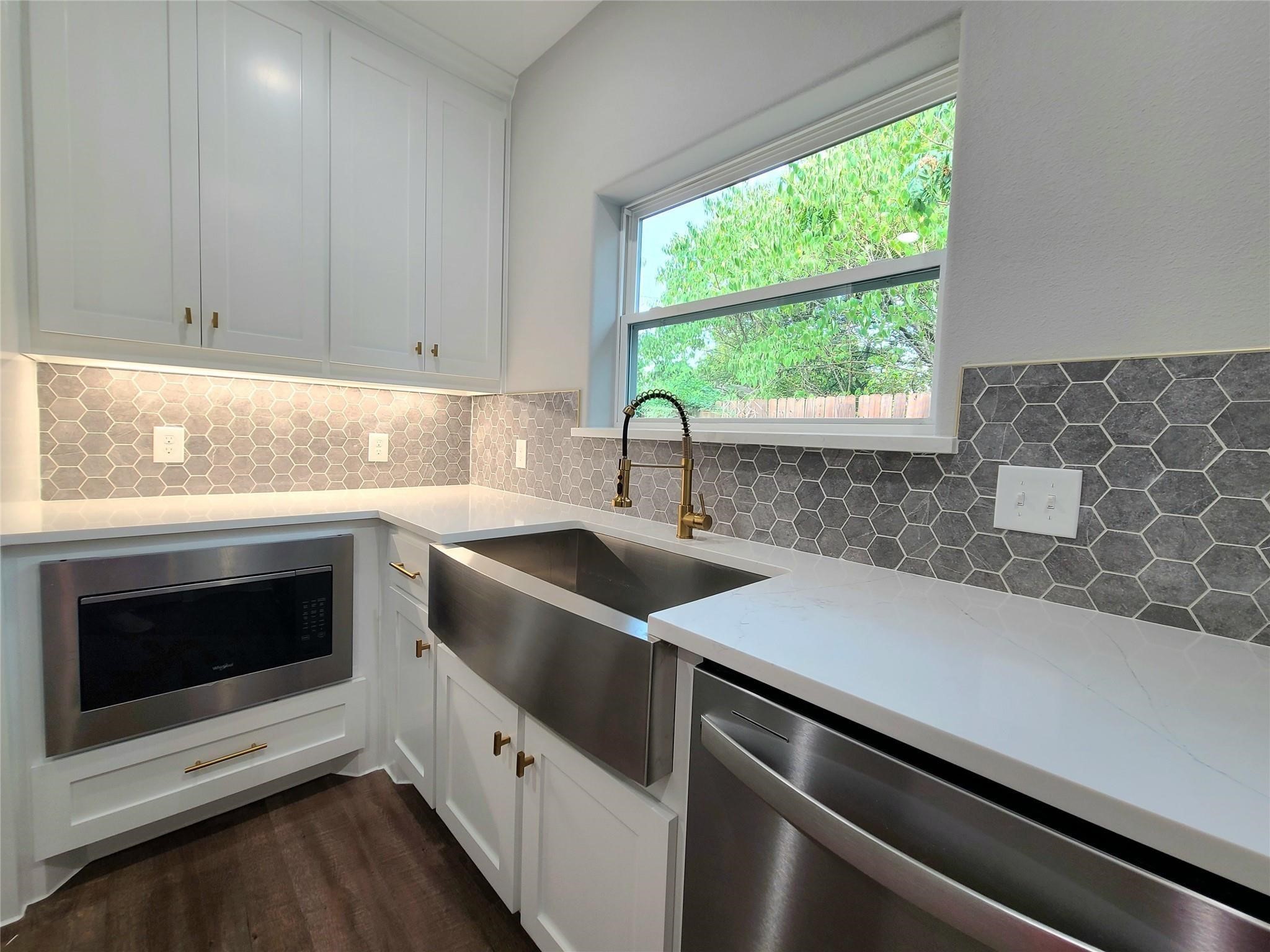 114 W Morton Street Denison TX 75021