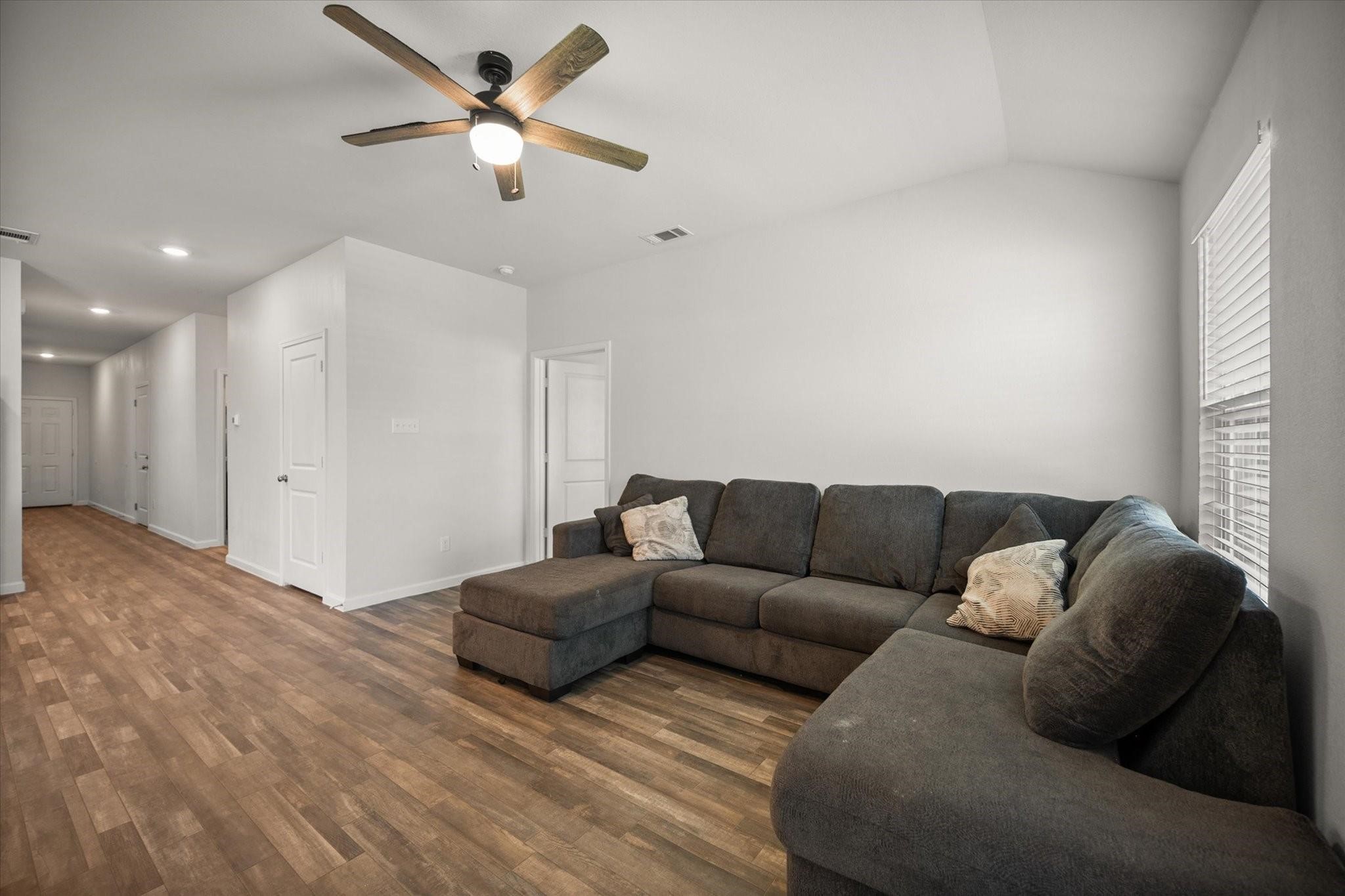 909 Avagail Avenue Springtown TX 76082