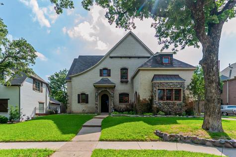 1923 Manor Way Drive Mansfield TX 76063