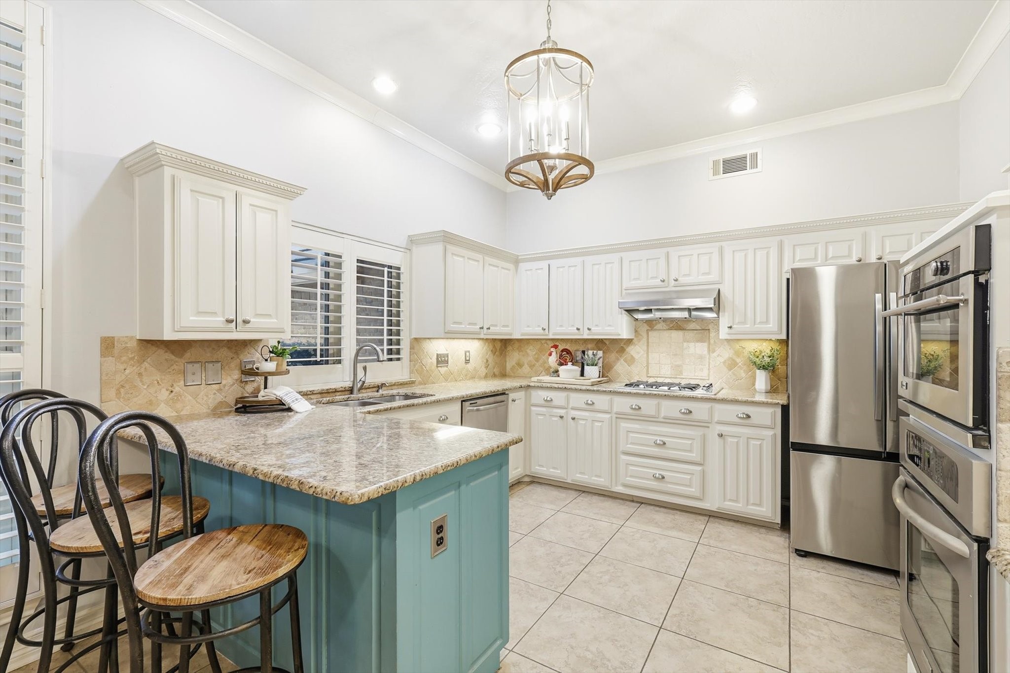 2410 Lone Oak Trail Garland TX 75044