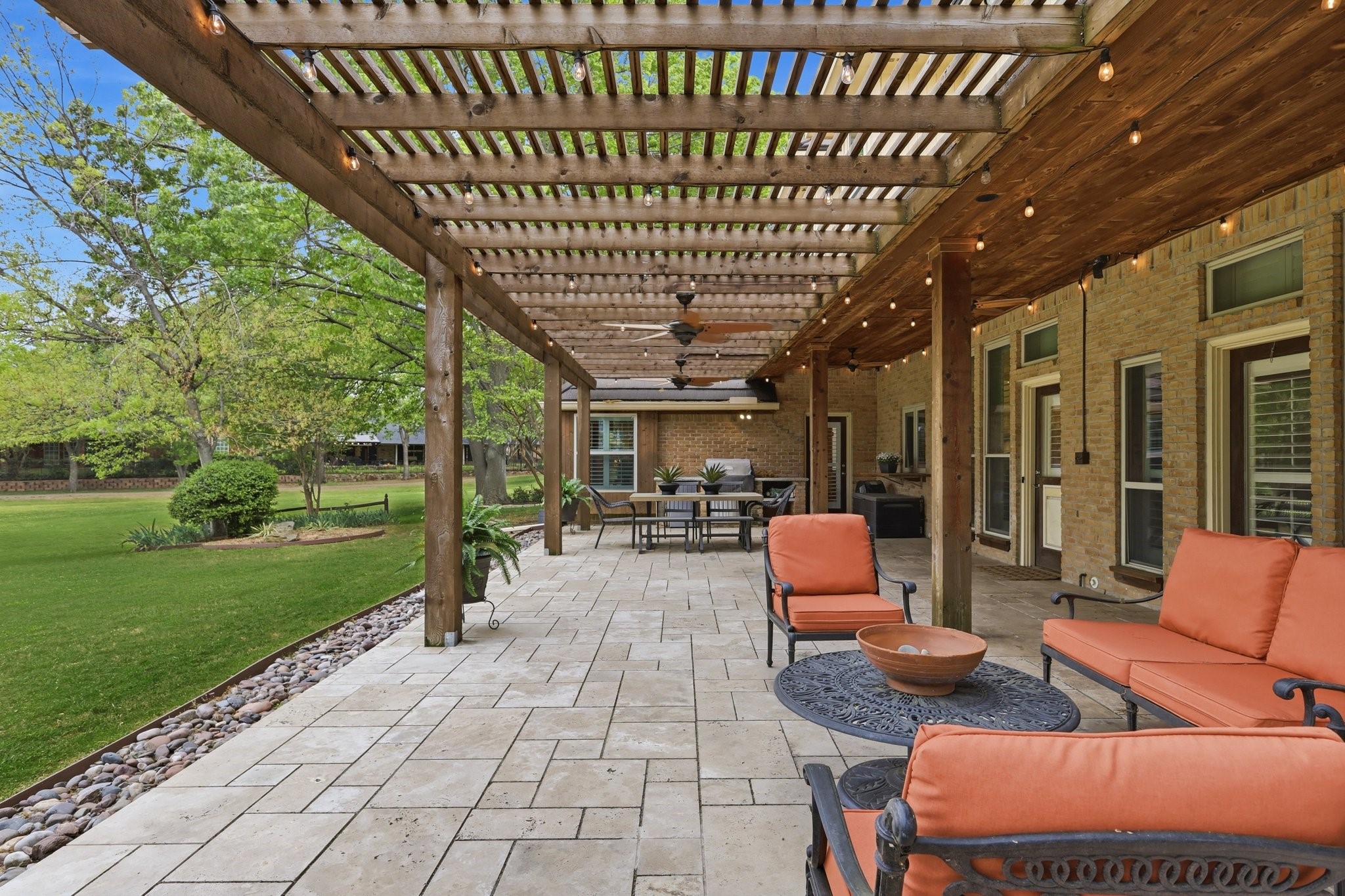 2410 Lone Oak Trail Garland TX 75044