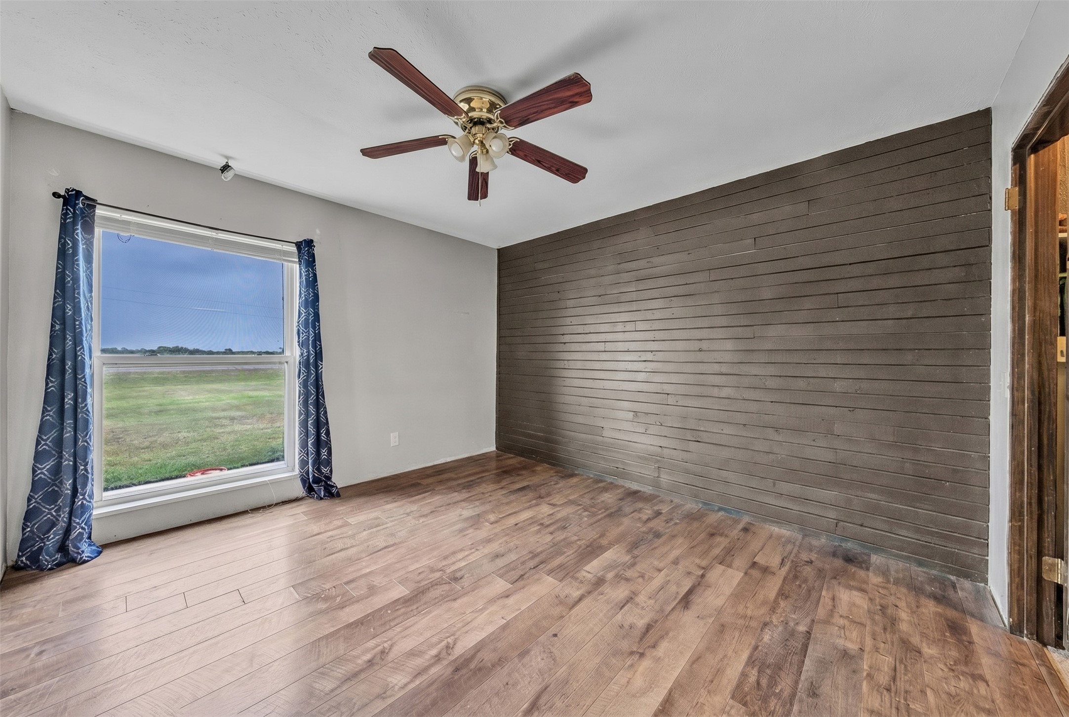 2432 Fm 55 Waxahachie TX 75165
