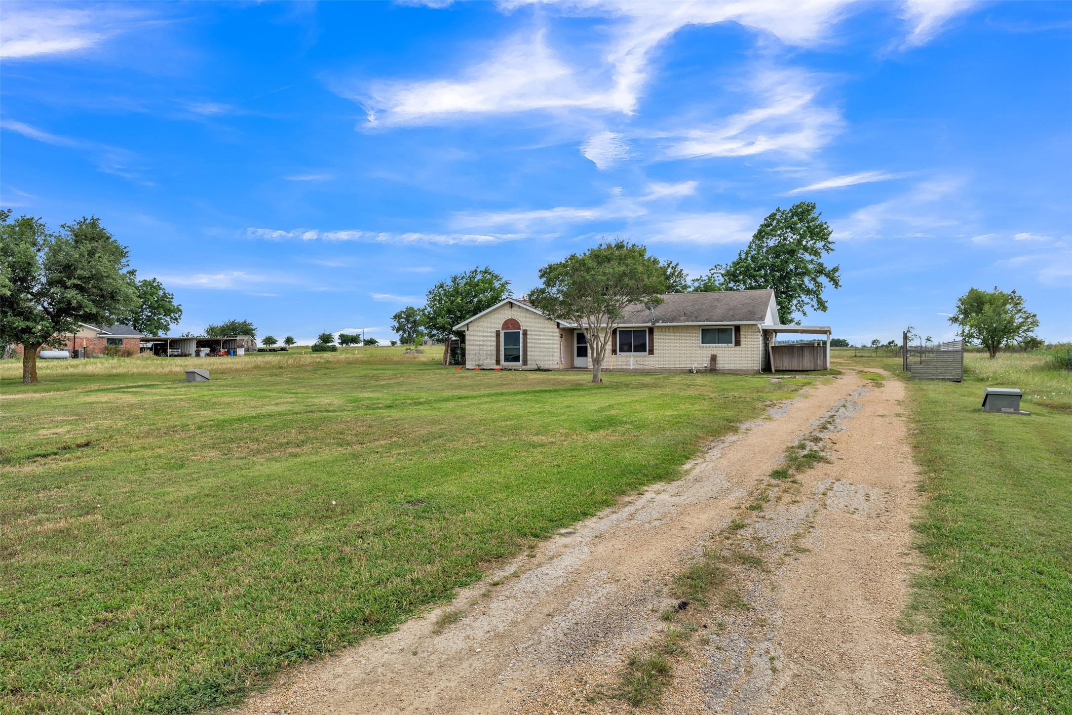 2432 Fm 55 Waxahachie TX 75165