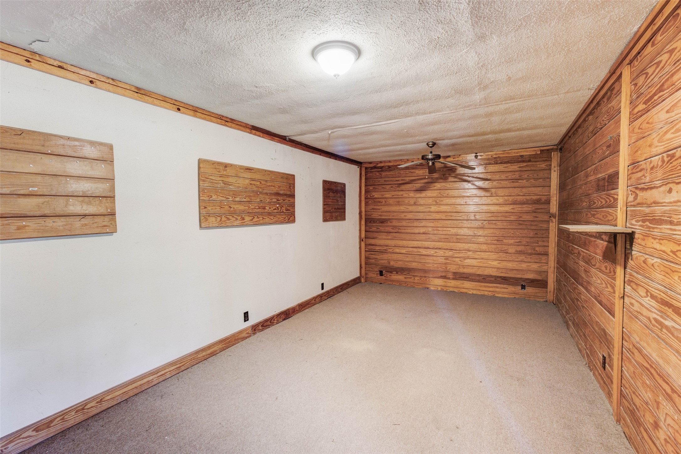 11054 County Road 2464 Poetry TX 75160