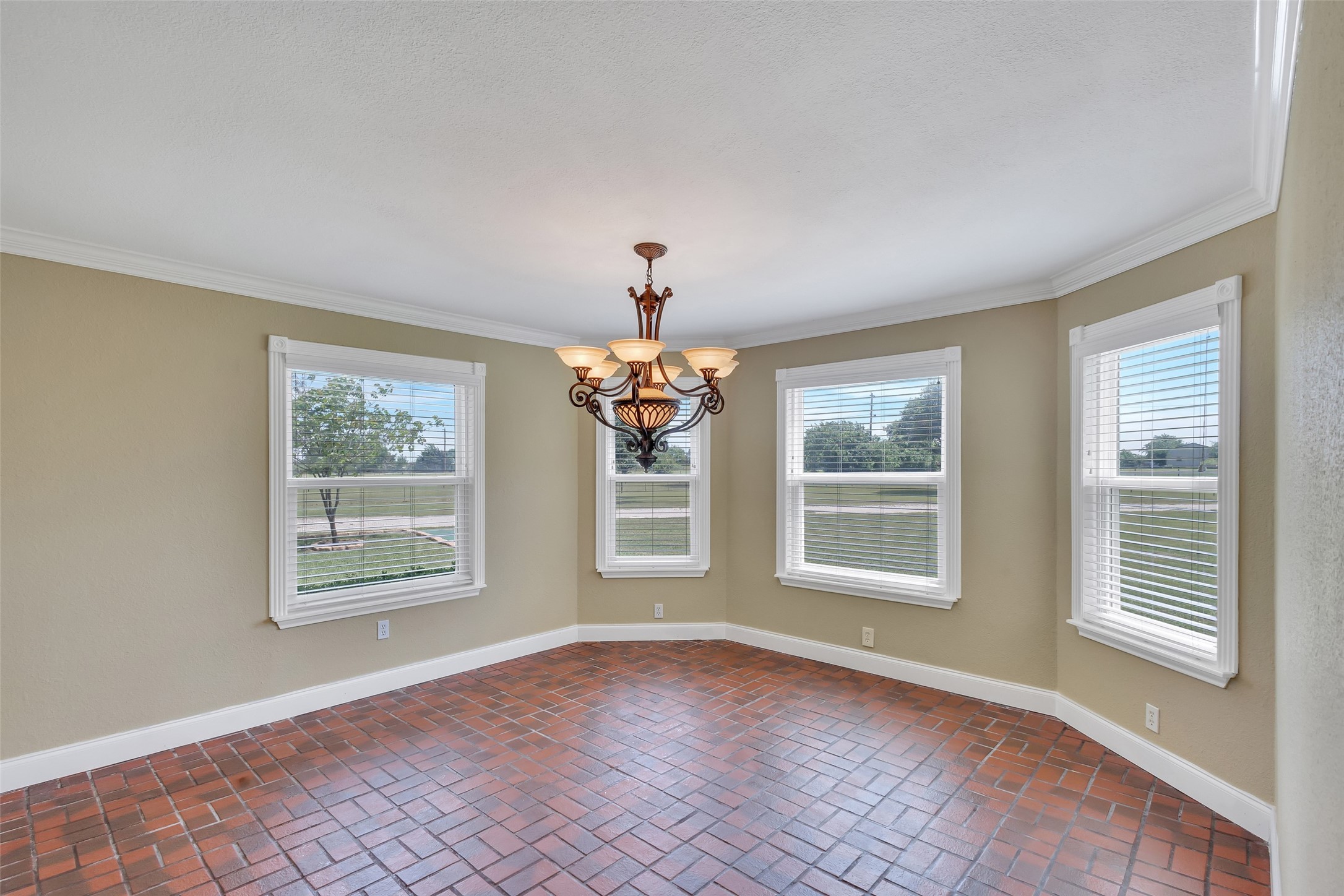 11054 County Road 2464 Poetry TX 75160