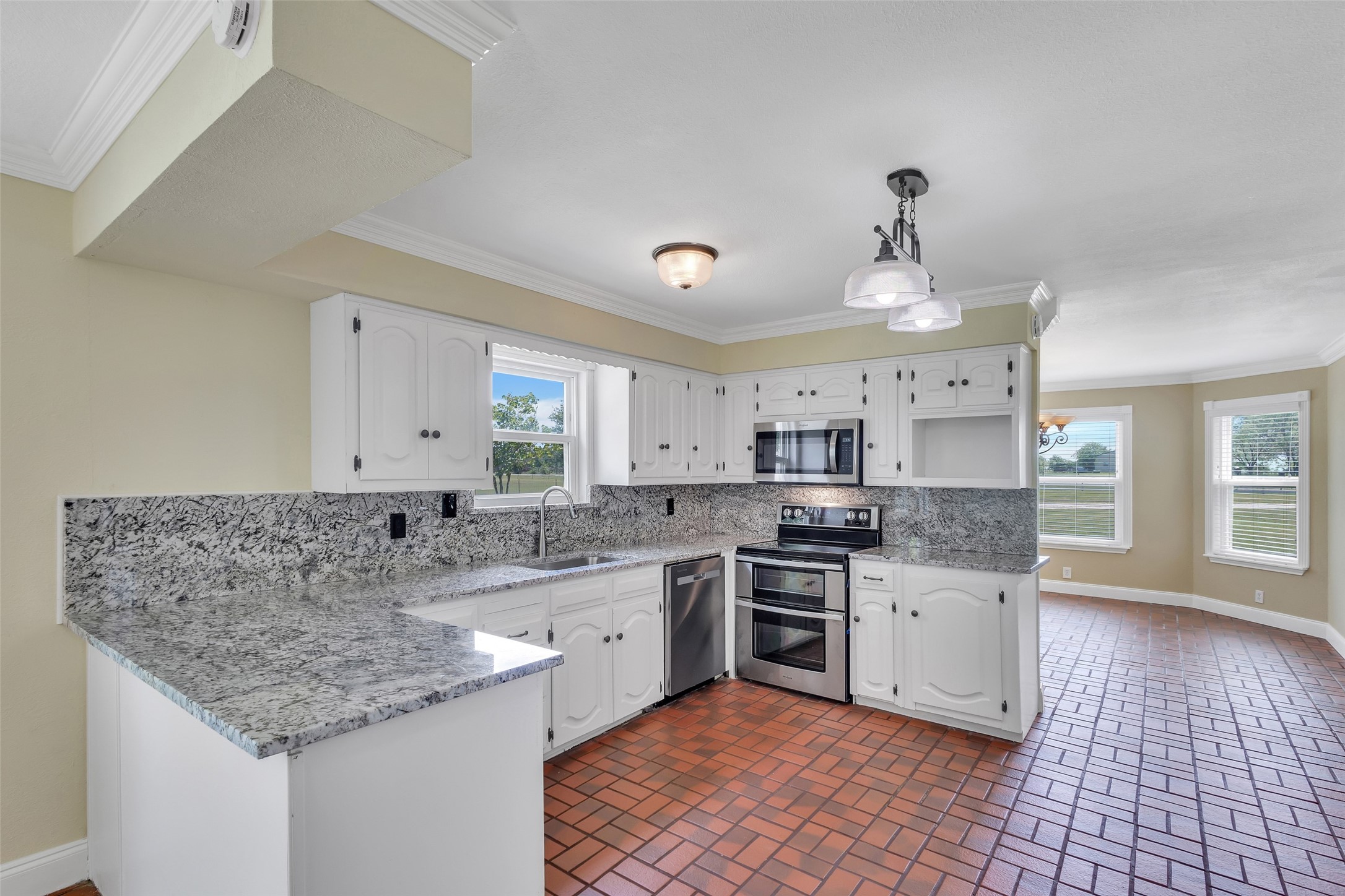 11054 County Road 2464 Poetry TX 75160