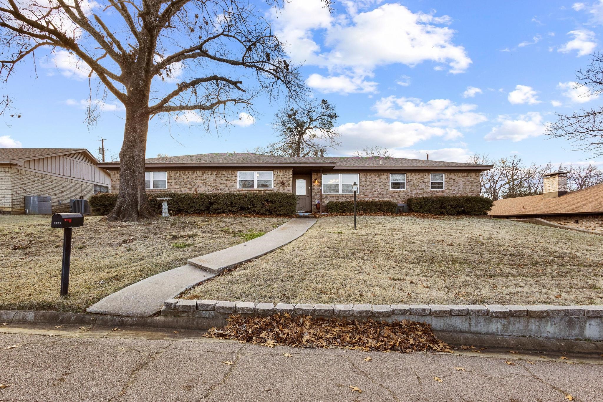 3013 Belle Avenue Denison TX 75020