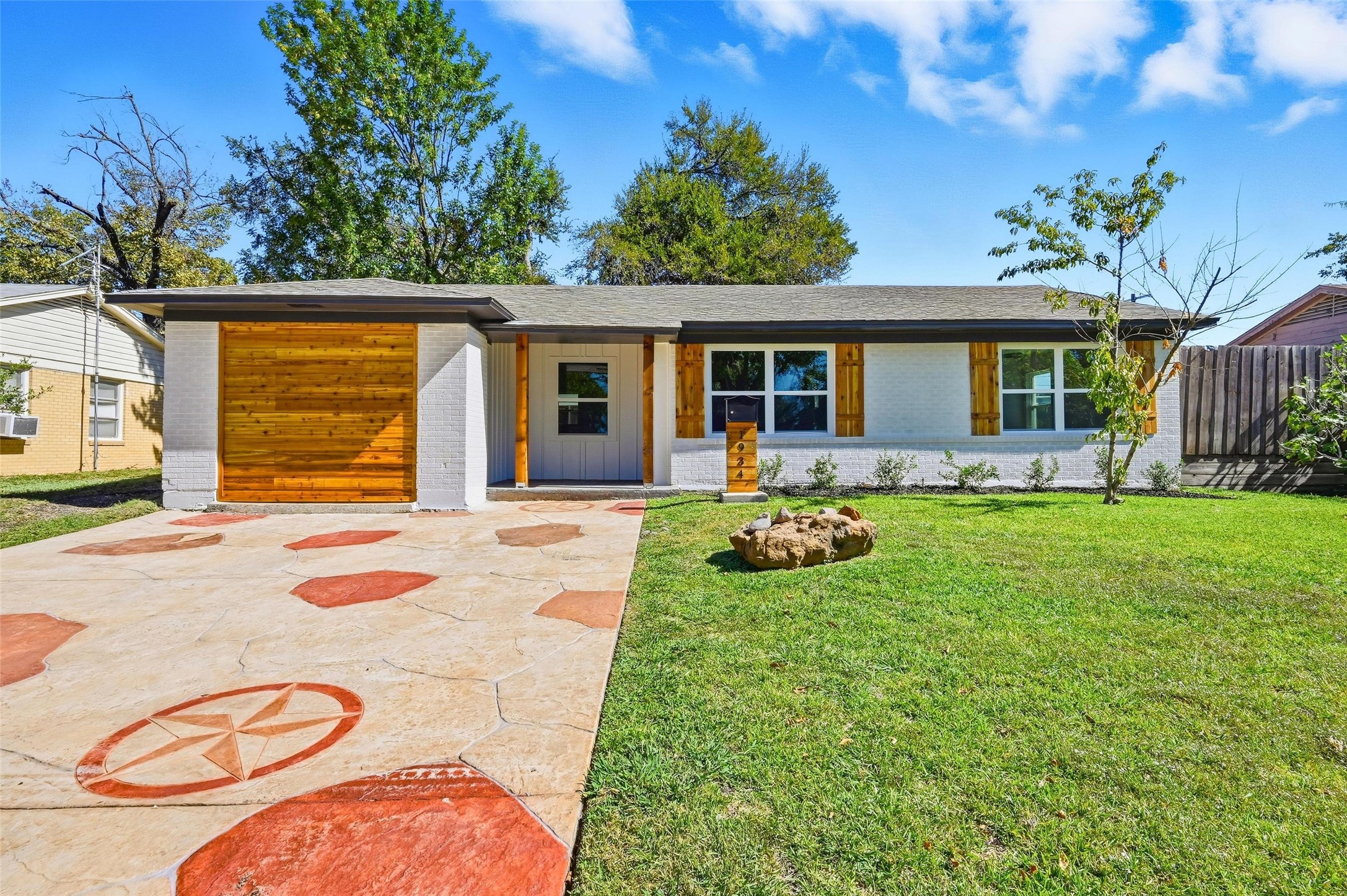 1934 Delmar Drive Garland TX 75040