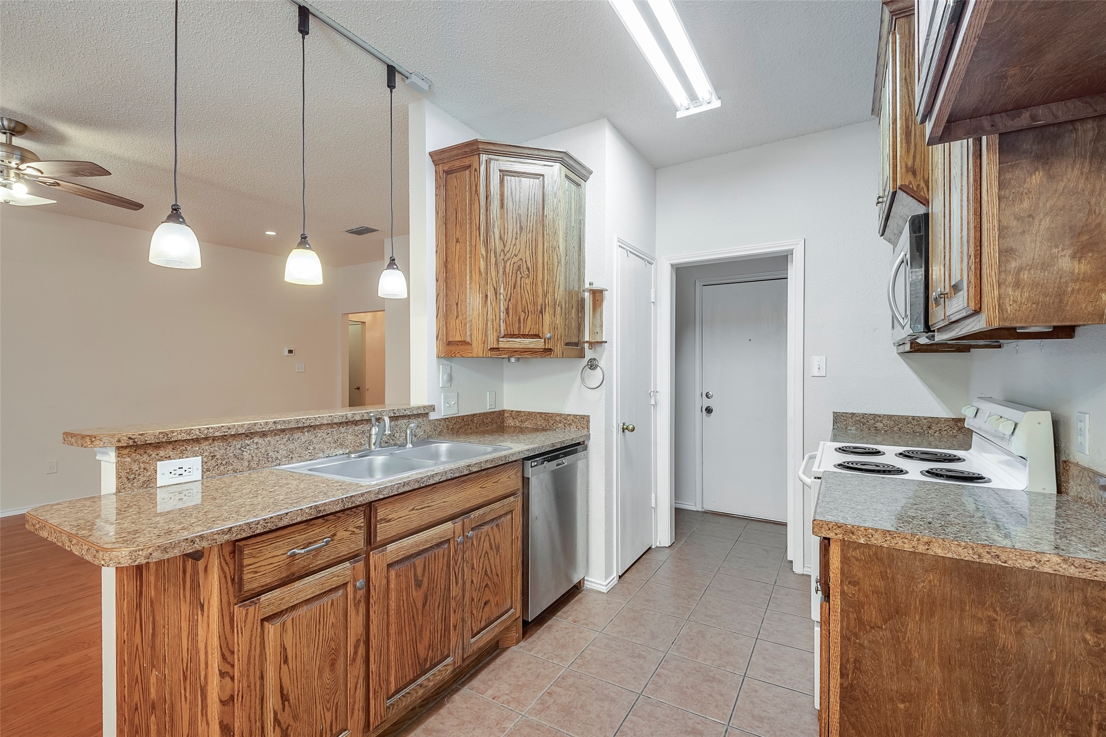 6408 Rainwater Way Fort Worth TX 76179