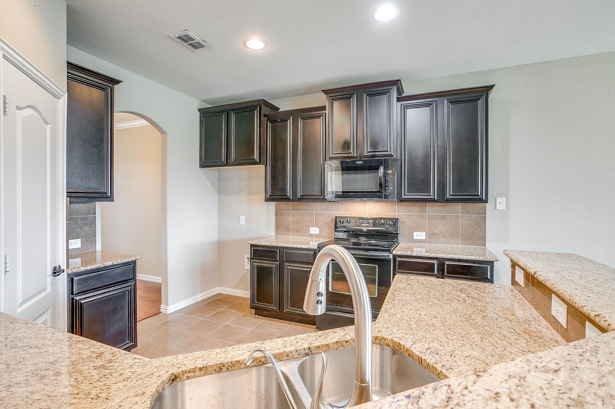 1537 Silverstone Drive Weatherford TX 76087