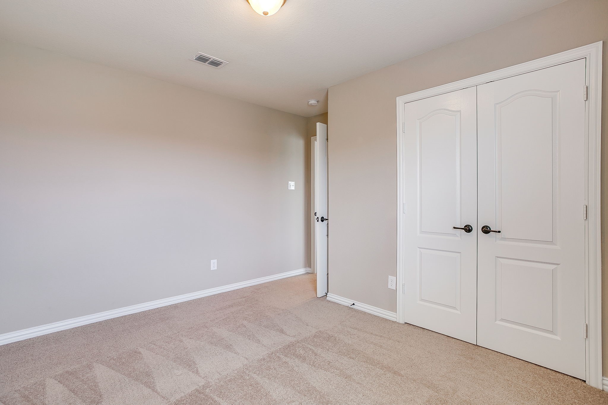1537 Silverstone Drive Weatherford TX 76087