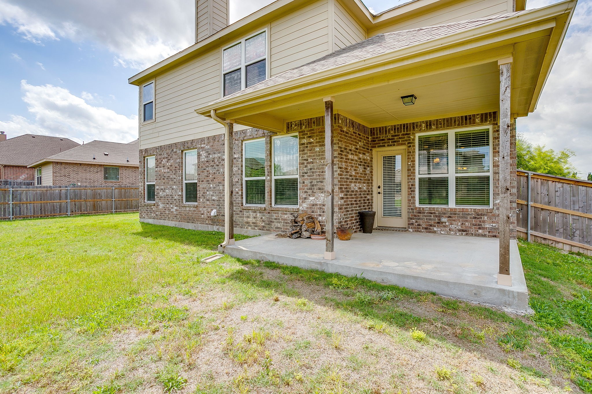 1537 Silverstone Drive Weatherford TX 76087