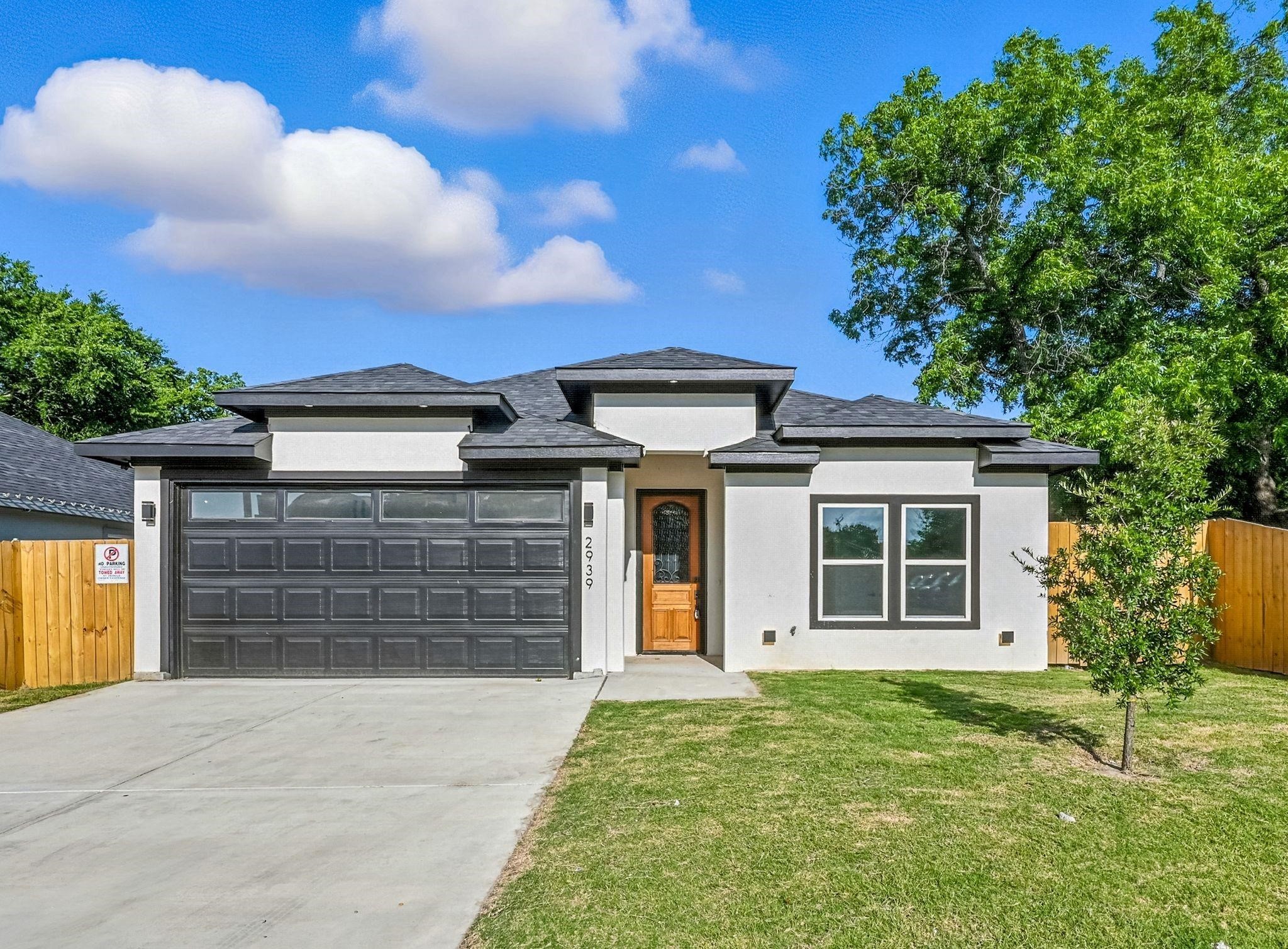 2939 Idaho Avenue Dallas TX 75216