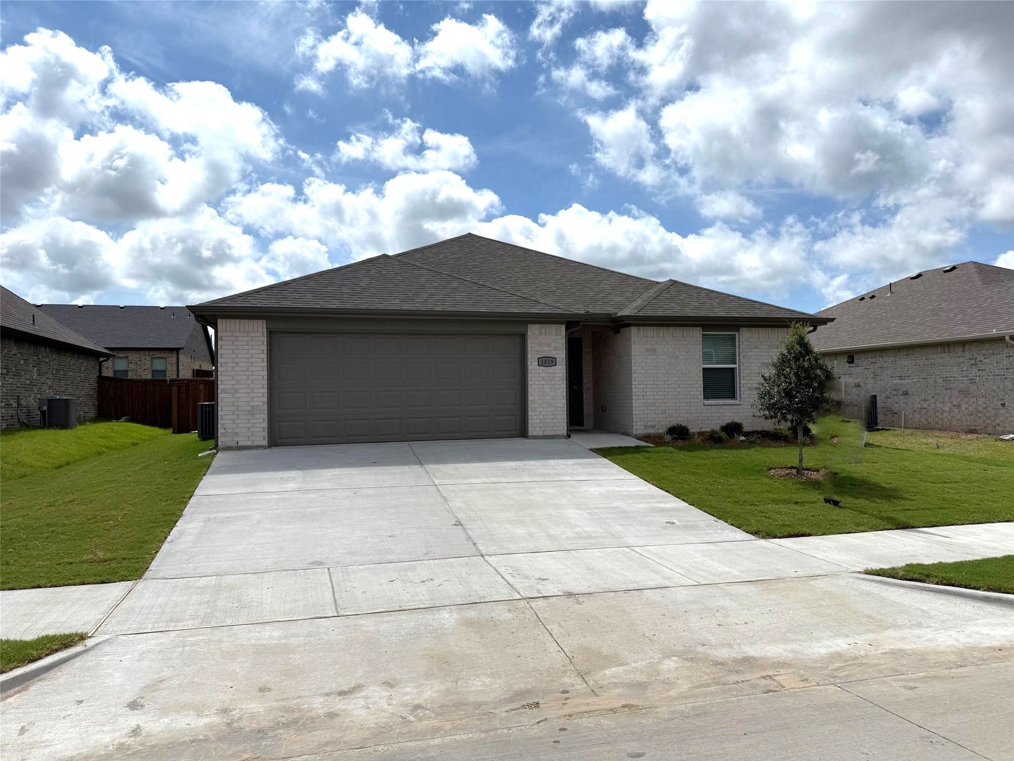 1819 Boxwood Drive Sherman TX 75092