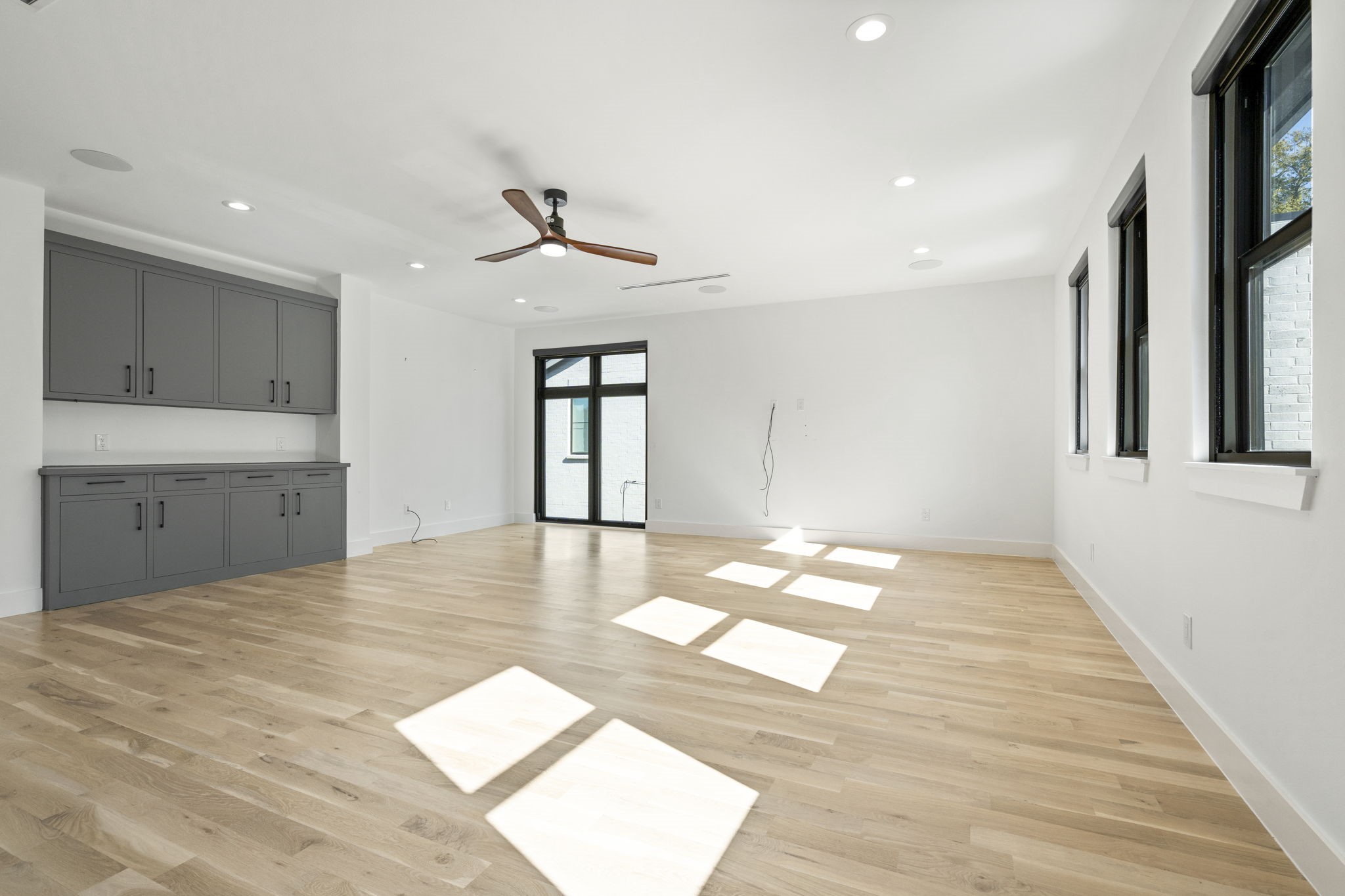 6008 Kenwood Avenue Dallas TX 75206