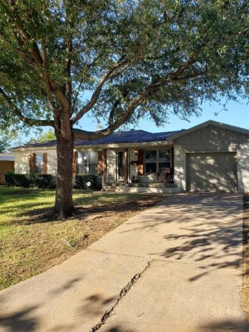 817 Glenda Drive Bedford TX 76022
