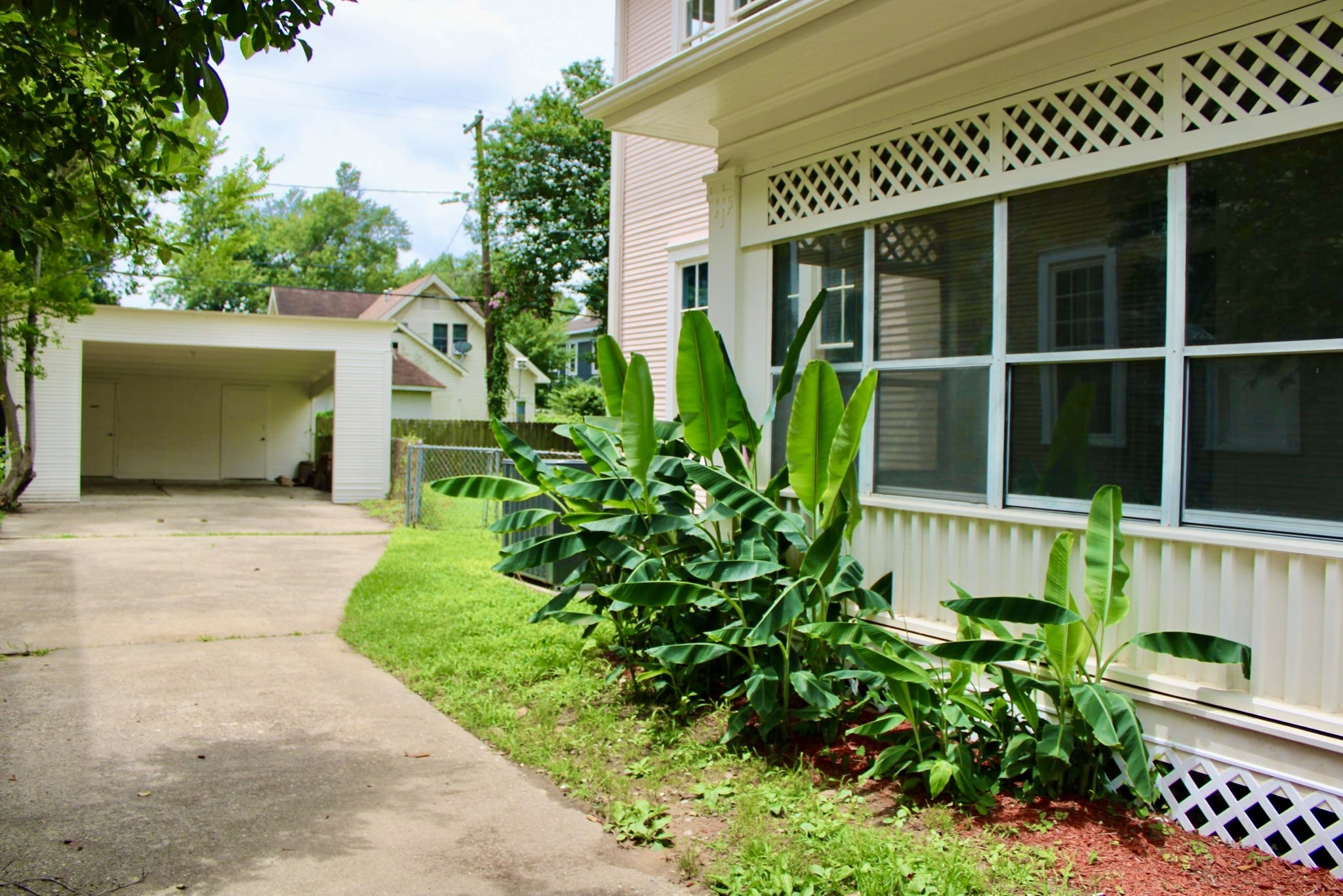 1115 Boulevard Street Shreveport LA 71104