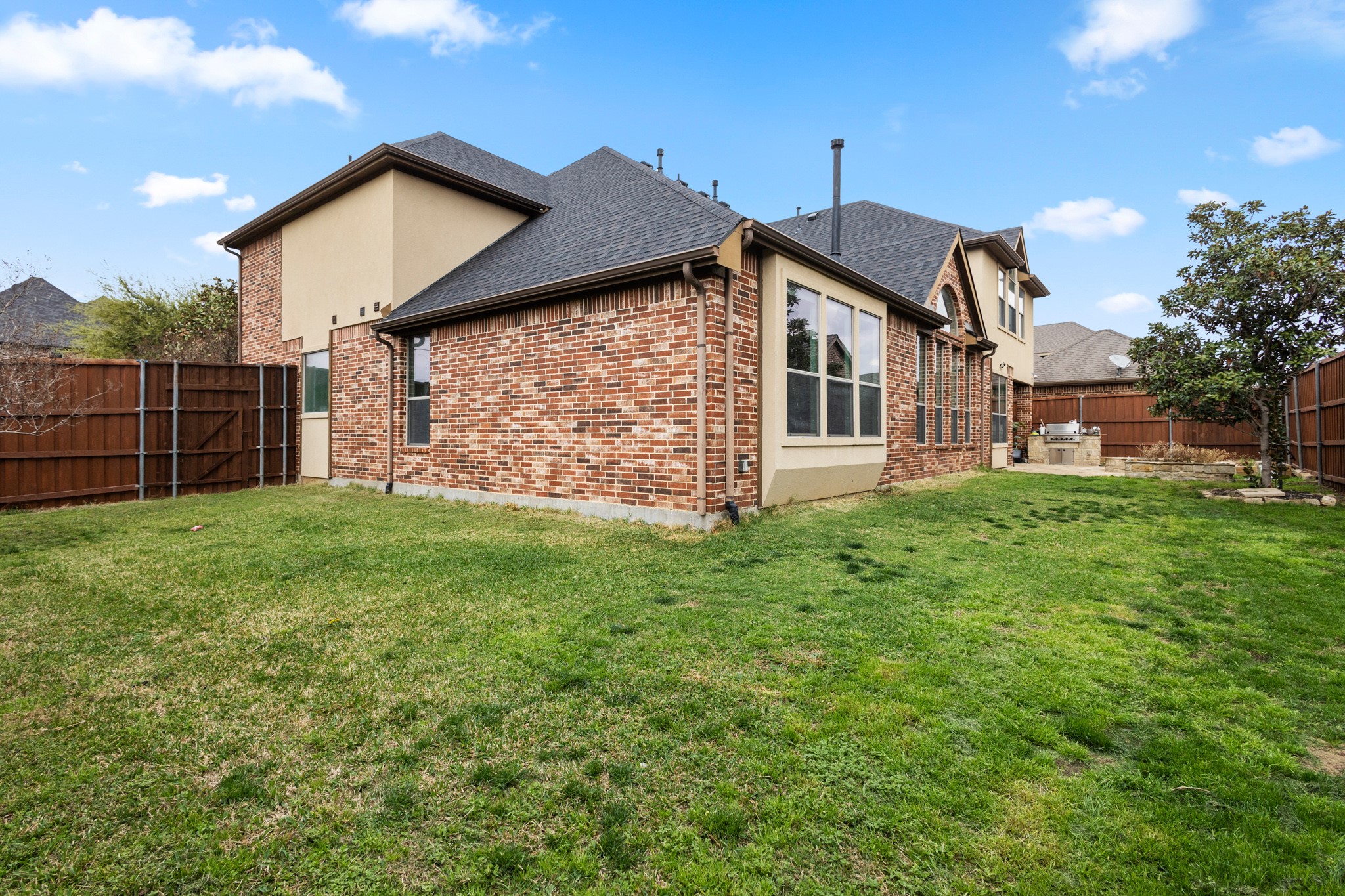 1818 Park Highland Way Arlington TX 76012