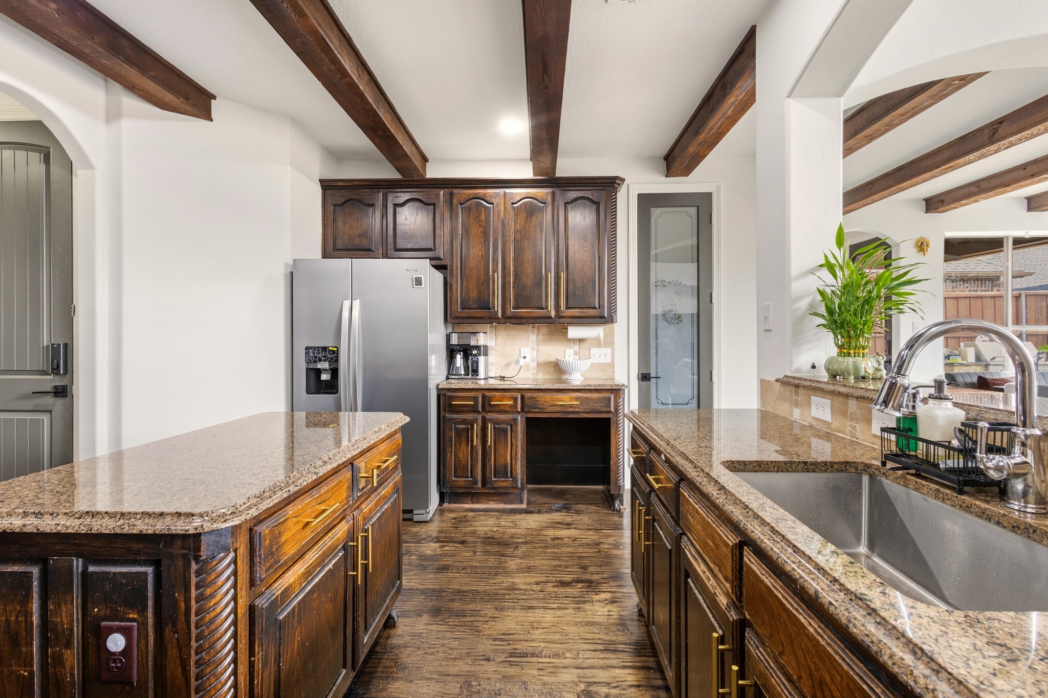 1818 Park Highland Way Arlington TX 76012