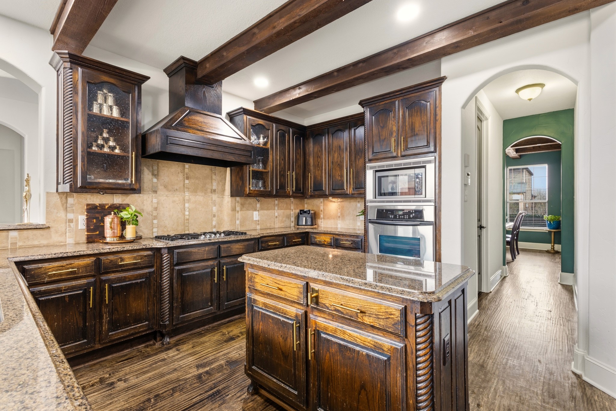 1818 Park Highland Way Arlington TX 76012